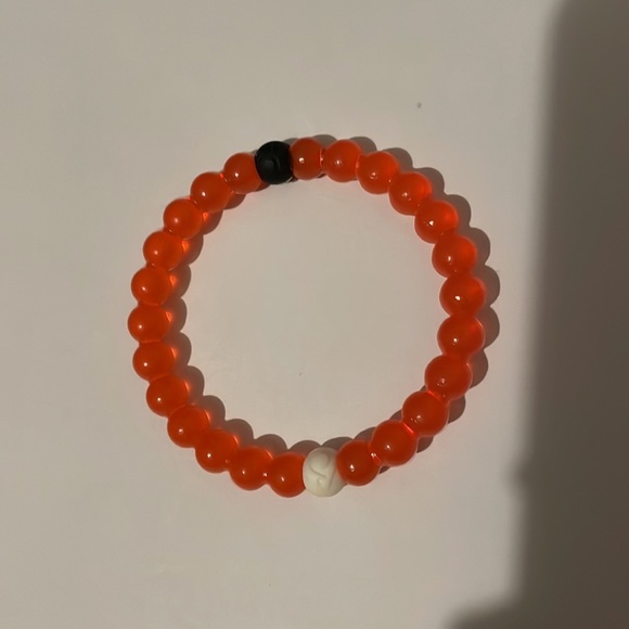 7 Limited Edition Lokai Bracelets - Picture 3 of 8